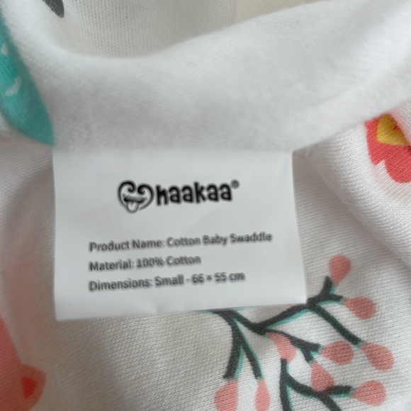 Set of 2 NWOT Hakaa baby girl swaddles - Picture 4 of 4